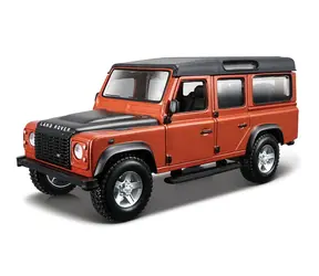 Bburago Land Rover Defender 110 oranžová metalíza 1:32 / od 3 rokov