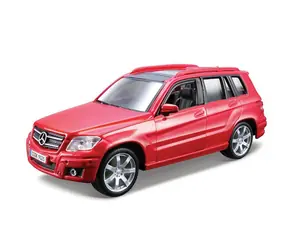 Bburago Mercedes-Benz GLK-Class červená 1:32 / od 3 rokov