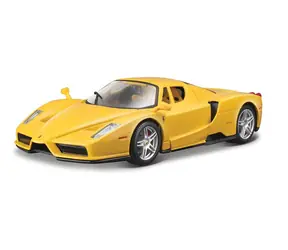 Bburago RACE+PLAY Enzo Ferrari žltá / 1:24 / od 3 rokov