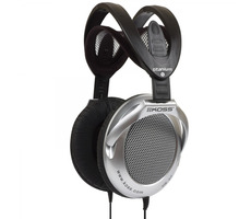 Koss UR40 strieborná / Slúchadlá / 3.5mm jack / 1.2m / bez kódu
