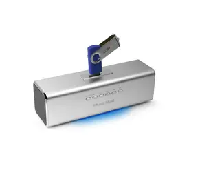 Technaxx MusicMan strieborná / Prenosný reproduktor / 6W / 600 mAh / FM rádio / USB / microSD / FM / Line-in