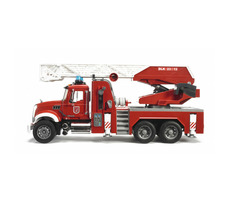 Bruder 02821 Hasičské auto Mack Granite / 1:16 / od 4 rokov