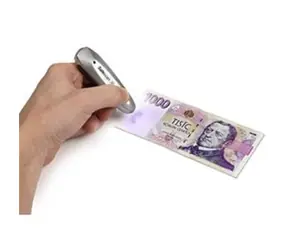 SAFESCAN 35 Detektor falzifikátov / Trojnásobné overenie / UV / magnetické vlastnosti / bezpečnostný prúžok