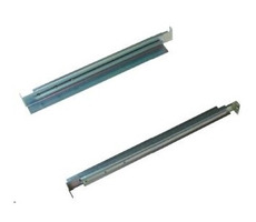 CyberPower lyžiny do racku / nastaviteľná dĺžka 46.2-83.5 cm