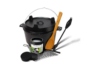 Outdoorchef Liatinový hrniec s príslušenstvom Dutch Oven No.09/8,5L