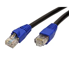 Goobay 94389 UTP kat. 6 vonkajší patchkábel 10 m čierna / modrá krytka