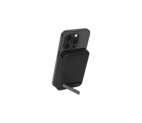 Belkin BOOST CHARGE Qi2 Magnetická Bezdrôtová PowerBanka so stojanom 8000mAh čierna / 15W