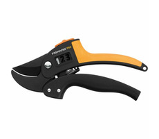 Fiskars P83 PowerStep záhradné nožnice