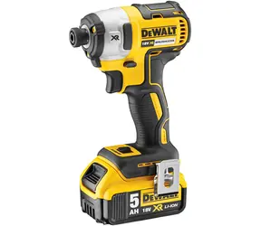 DeWalt DCF887P2 / Aku Rázový uťahovák / 18V / 2x5.0Ah / 3250 ot-min / 3800 rázov-min / 205 Nm
