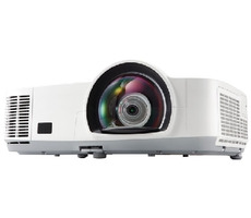 NEC M260XS / 3LCD / 1024 x 768 / 2600 ANSI / 2000:1 / VGA / HDMI / LAN / Short Throw / biely