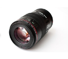 Canon EF 100mm f/2.8 Macro L IS USM