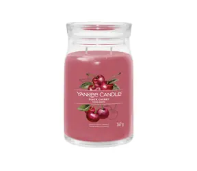 Yankee Candle Signature Black Cherry veľký pohár 567g / doba horenia až: 90h