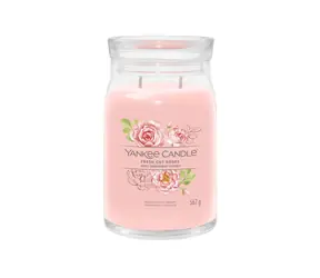 Yankee Candle Signature Fresh Cut Roses veľký pohár 567g / doba horenia až: 90h