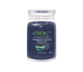 Yankee Candle Signature Lakefront Lodge veľký pohár 567g / doba horenia až: 90h