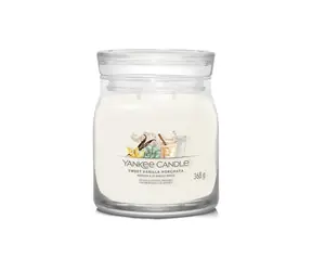Yankee Candle Sweet Vanilla Horchata Signature stredný pohár 368g