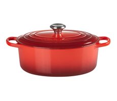Le Creuset Signature Oválny hrniec s pokrievkou 27 cm červená