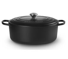 Le Creuset Signature Oválny hrniec s pokrievkou 35 cm čierna