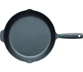 Fiskars Folken 1075699 Panvica 28 cm / liatina