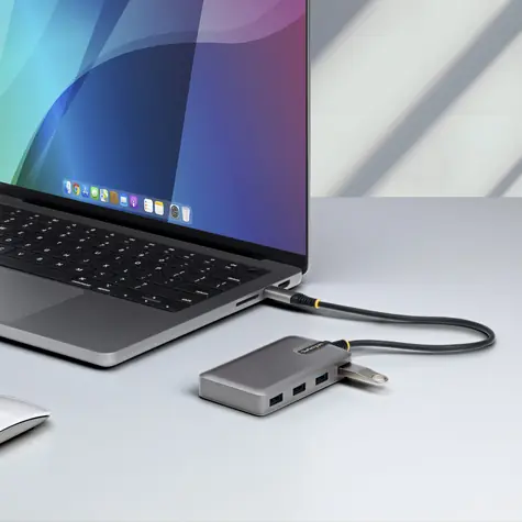 StarTech USB-C Hub 4 porty sivá / USB rozbočovač / 4× USB-A / 1× USB 2.0 / 5 Gbps