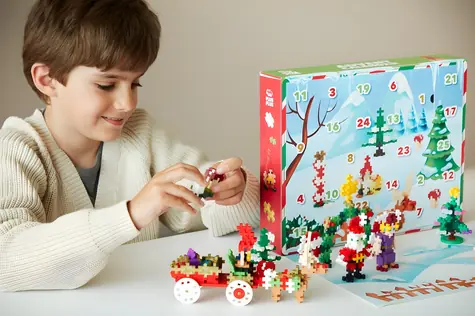 PLUS- PLUS Adventný kalendár / 600 dielikov / od 5 rokov