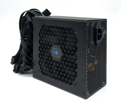 1stCool Dark Line 650 čierna / Zdroj / 650W / 88+ / 120mm ventilátor / nemodulárny