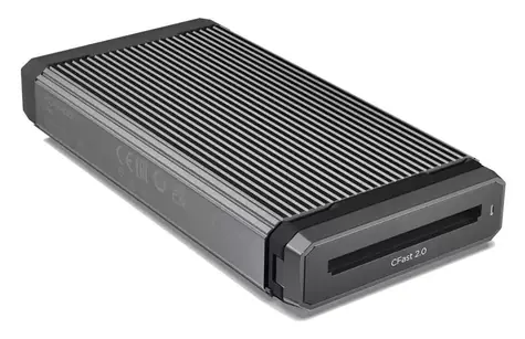 SanDisk Professional PRO-READER / Čítačka kariet / CFast / USB-C 3.2 Gen 2