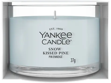 Yankee Candle Vonná sviečka Snow Kissed Pine / Votív v skle vianočný / Svieže a čisté / 8-10 hod / 37 g