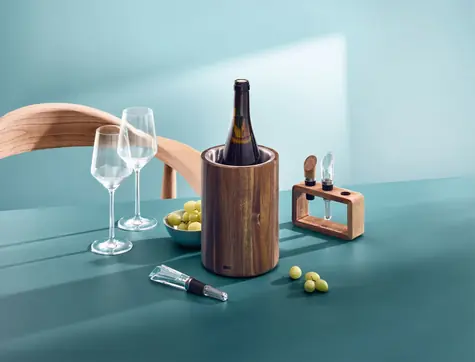 AdHoc VINE / Chladiaca nádoba na víno a sekt / akácie a nerez / 19,5 cm