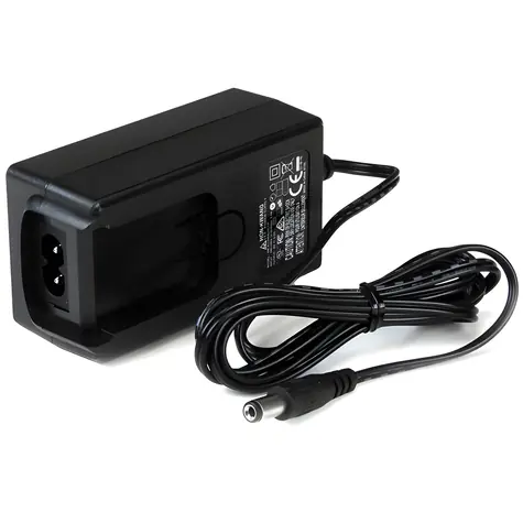 StarTech / Napájací adaptér / 9V / 2A / 100-240 V