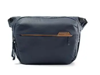 Peak Design Everyday Sling 3L v2 čierna / Taška cez rameno / 3 l