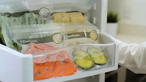 FoodSaver FVB015X / Vrecká na potraviny / 0,95 l / 26 ks / opakovane uzatvárateľné