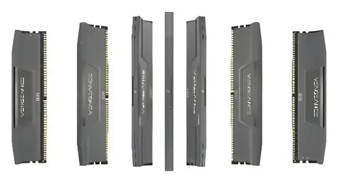 Corsair Vengeance 16GB (2x8GB) DDR5 5600MHz / Operačná pamäť / CL40 / DIMM / XMP / EXPO
