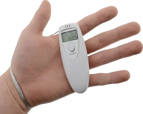 Compass Alkohol tester SILVER / Digitálny tester alkoholu / LCD displej / 0-1,9‰