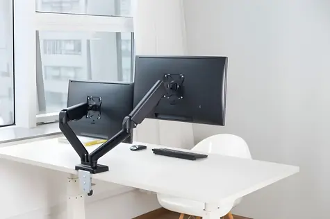 Techly čierna / Stolový držiak pre dva monitory / 17-32" / nosnosť 9 kg / VESA 75-100 mm / plynová pružina