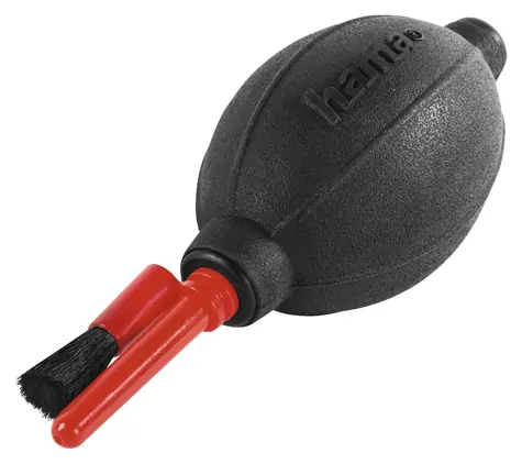 HAMA Dust Ex Brush 55 čierno-červená / Čistiaci balónik s kefkou / pre fotoaparáty a optiku / priemer 5,5 cm