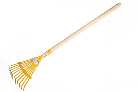 Detské hrable žlté s drevenou násadou / Záhradné náradie pre deti / 80 cm / od 3 rokov