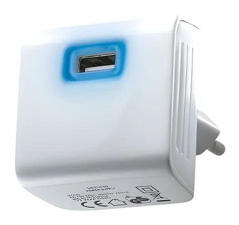 DC08 USB adaptér biely / Nabíjací adaptér / 5V / 2400mA
