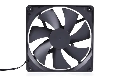 Alphacool Core čierna / Ventilátor / 140 mm / PWM / 2500 RPM