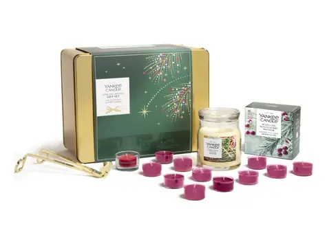 Yankee Candle Christmas Cookie & Sparkling Winterberry / Darčeková sada / Sviečka + 12× čajová sviečka + svietnik