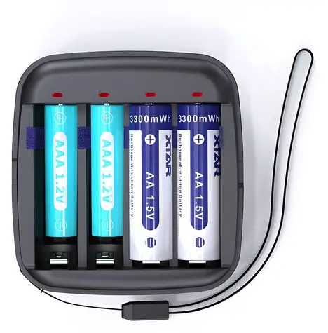 XTAR BC4 / Nabíjačka batérií / Li- ION / Ni-MH / USB / pre 4 batérie AA/AAA