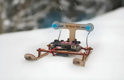 THE OFFBITS Stavebnica SnowBit / Laserom rezaná brezová dyha / Vyžaduje kartu micro:bit (nutné dokúpiť)