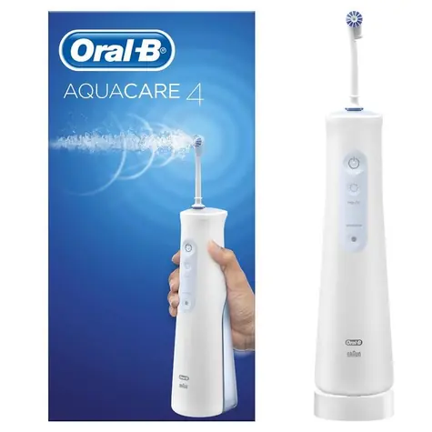Oral-B AquaCare 6 Pro-Expert / Ústna sprcha / 6 intenzít / 150 ml 