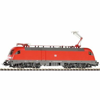 Piko 57916 El. lokomotíva Taurus s 2 pantografmi DB AG VI / Mierka: H0 (1:87) / Dĺžka: 221 mm / Rádius: 358 mm