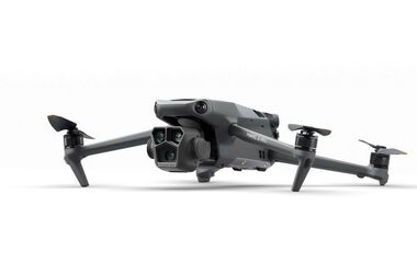 DJI Mavic 3 Pro (DJI RC) / kvadrokoptéra - dron / 5.1K kamera / 4/3&quot; CMOS Hasselblad