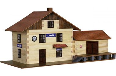 Walachia Drevená zlepovacia stavebnica Vlaková stanica / od 8 rokov / 213 dielov / Obtiažnosť: nízka