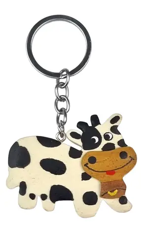 2Kids Toys Drevená kľúčenka veľká Krava / od 3 rokov