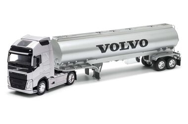 Welly VOLVO FH OIL TANKER 1:32 strieborná