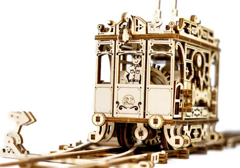 Wooden City 3D Drevené puzzle Električka s koľajami / 273 dielikov / od 14 rokov