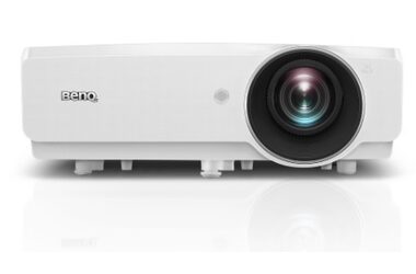 BenQ SH753+ biela / DLP / FHD / 5000ANSI / 13000:1 / HDMI / VGA / LAN / repro 10W
