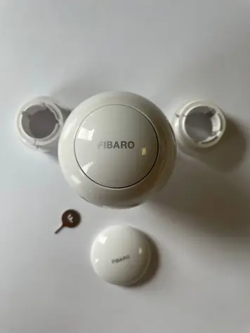 Fibaro Sada radiátorová hlavica a teplotný snímač